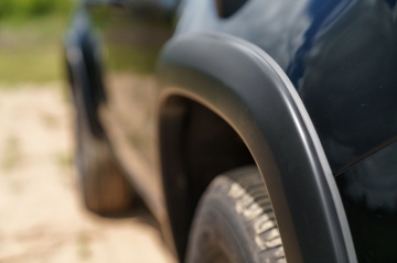 Picture of Husky Liners 15-20 Chevrolet Colorado (Excl. ZR2) Fender Flares 4pc - Black