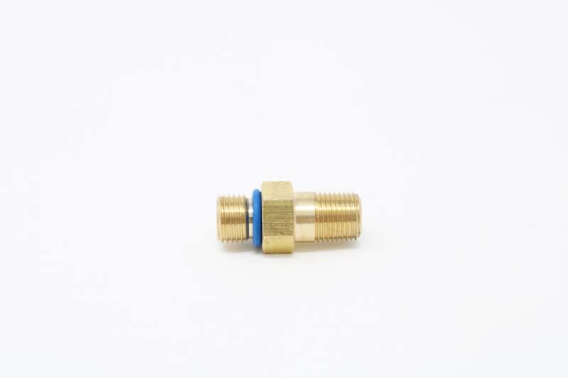 Picture of Aeromotive VaporWorx GM Fuel Pressure Sensor Adapter - M10 x 1.0mm Male to 1/8in NPT Port - Brass