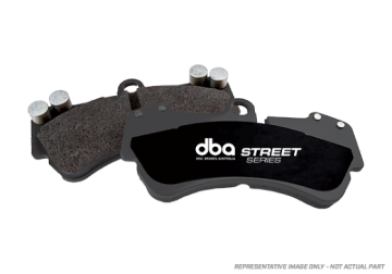 Picture of DBA 15-17 Mercedes-Benz CLS400 4Matic AWD (4 Piston Caliper) Front Street Series Brake Pads