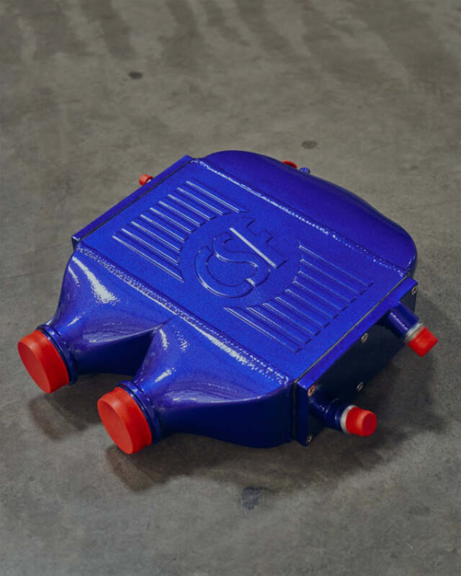 Picture of CSF 2014+ BMW M3/M4 (F8X) Top Mount Charge-Air-Cooler - San Marino Blue