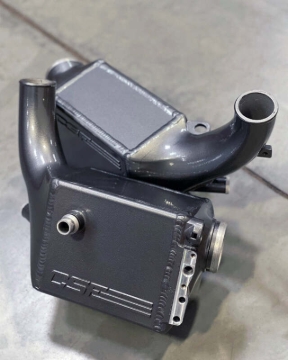 Picture of CSF 2025+ BMW G90 M5 / G99 M5 Touring Charge Air Cooler - Space Grey Gloss