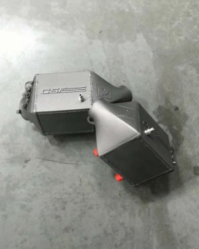 Picture of CSF 12-16 BMW M5 (F10) / 12-18 BMW M6 (F06/F12/F13) Twin Charge-Air-Cooler Set - Thermal Grey