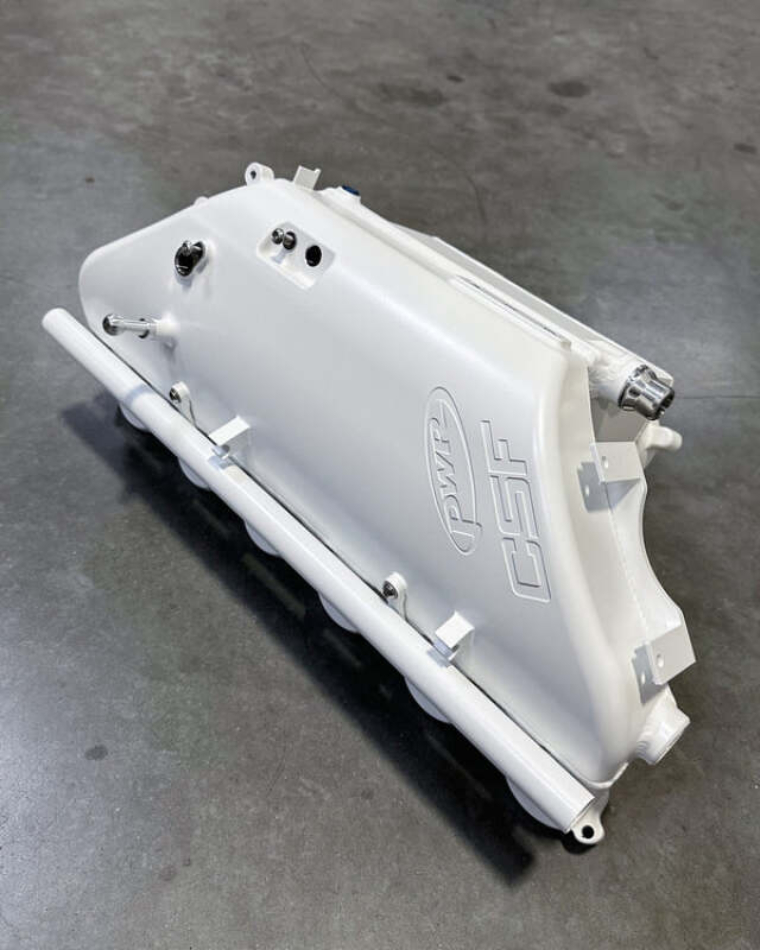 Picture of CSF BMW M2/M3/M4 S58 (G8X) Charge-Air Cooler Manifold - Brilliant Frozen White Metallic