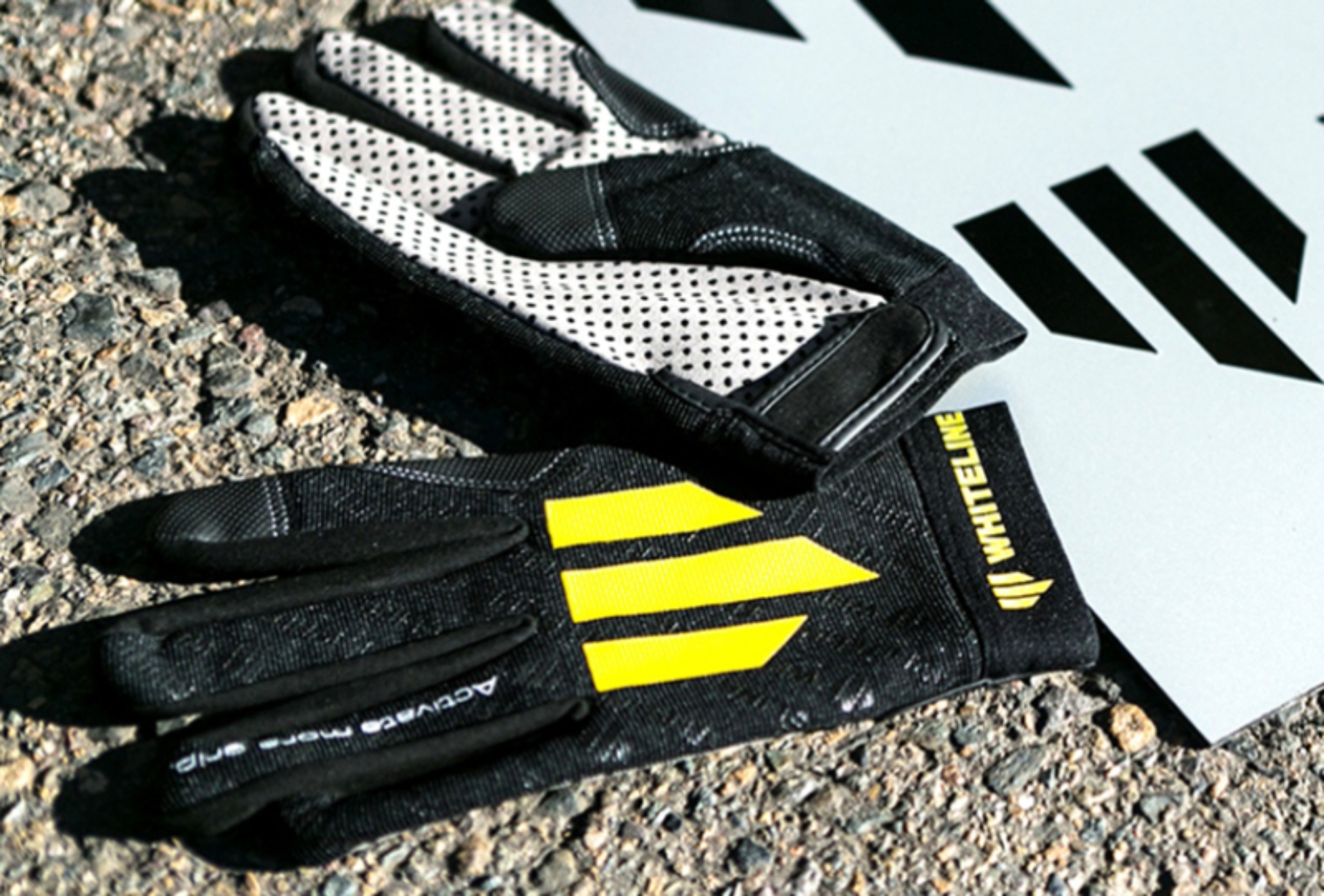 Picture of Whiteline Mechanic Gloves
