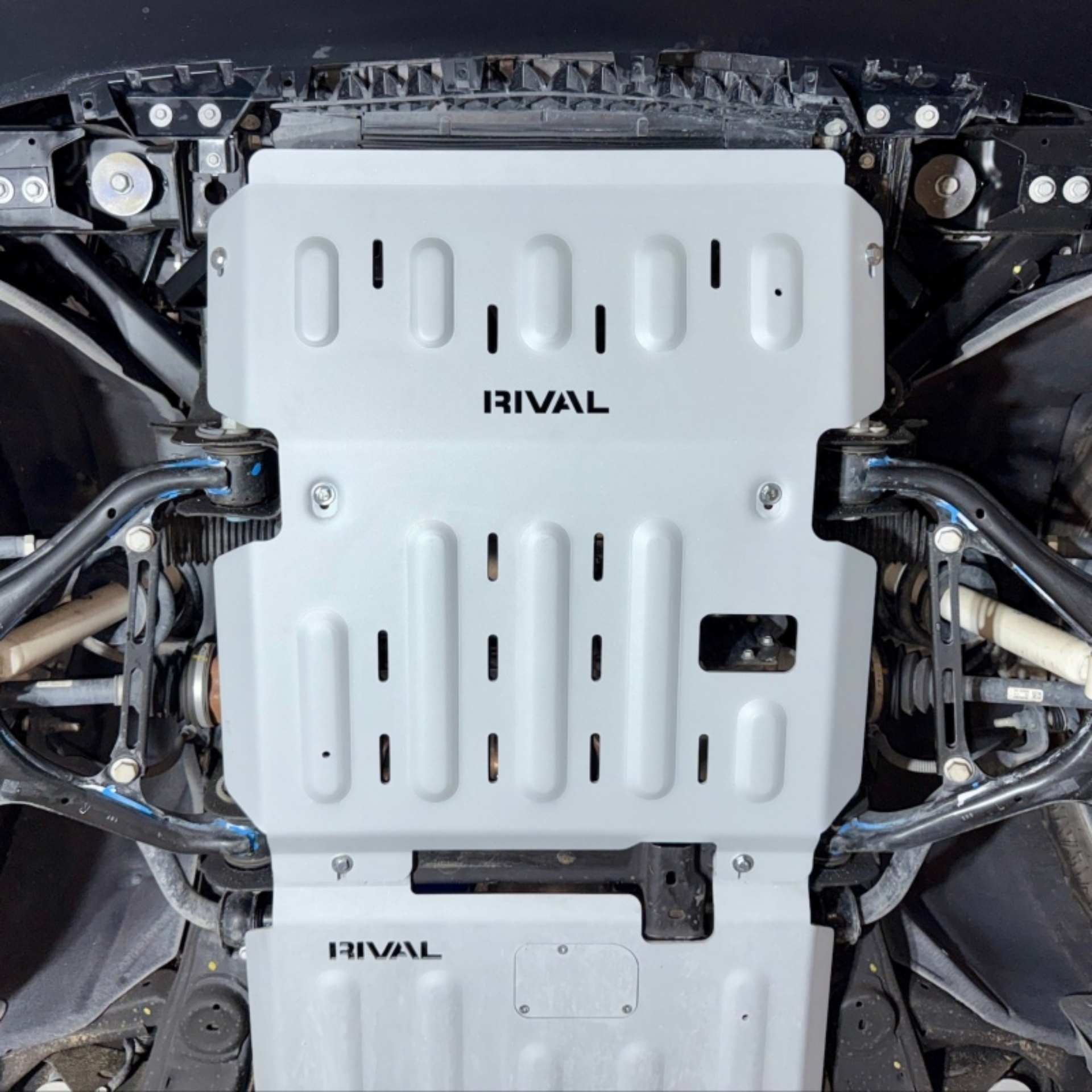Picture of Rival 4x4 RLL Skid Plate - 2333.0816.1.6