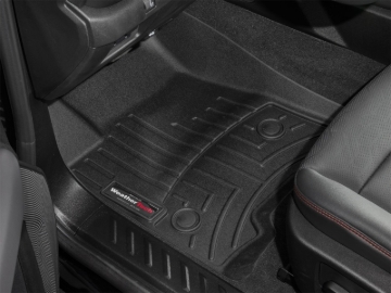 Picture of WeatherTech 23-26 Chevrolet Colorado 1st Row Front FloorLiner - Black
