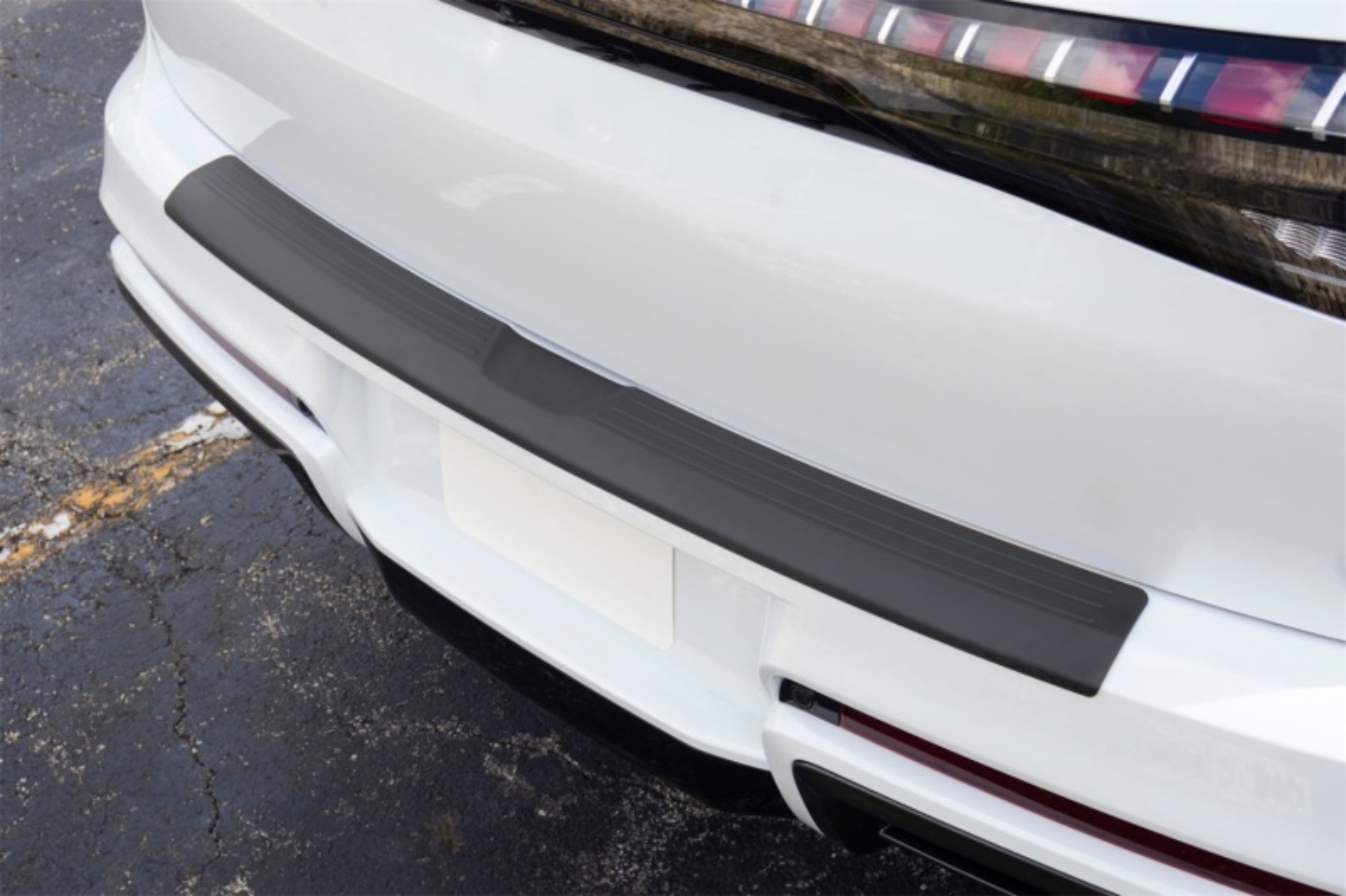 Picture of WeatherTech 25-26 Infiniti QX80 Behind 2nd Row BumperTopper - Black