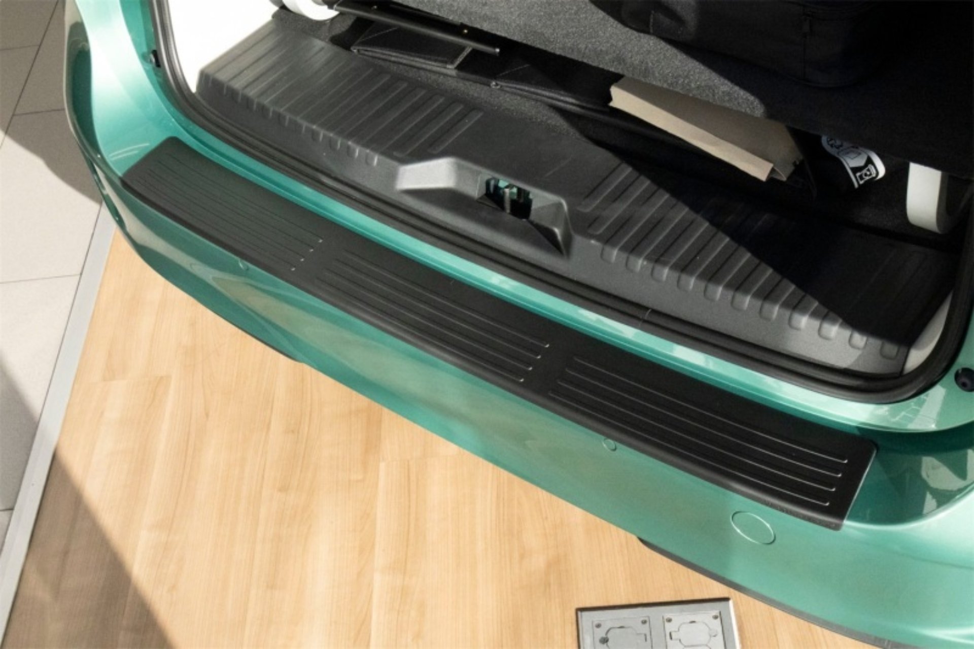 Picture of WeatherTech 25-25 Volkswagen IDBuzz Behind 2nd Row BumperTopper - Black