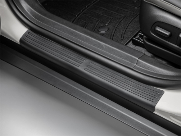 Picture of WeatherTech 24-26 Chevrolet Trax Door Sill SillProtector - Black