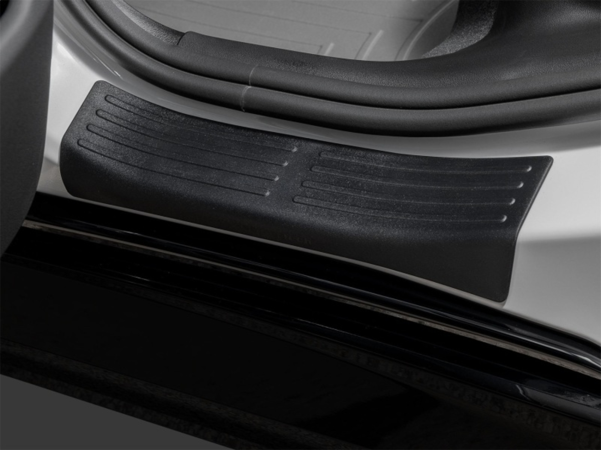Picture of WeatherTech 24-26 BMW 530i Door Sill SillProtector - Black