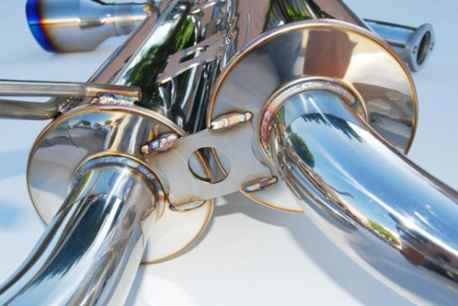 Picture of Invidia 09+ 370Z Gemini Rolled Titanium Tip Cat-back Exhaust