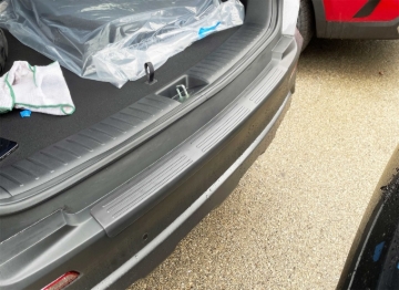 Picture of WeatherTech 21-23 Kia Sorento / 21-24 Sorento Hybrid (Incl. 22-24 Plug-In Hybrid) BumperTopper - Blk