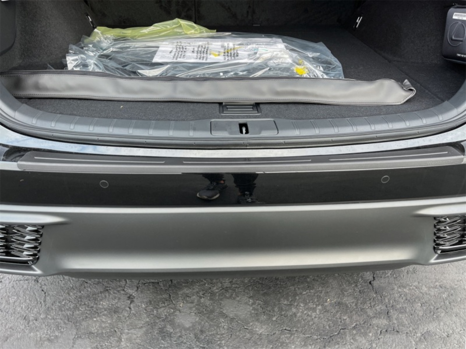 Picture of WeatherTech 23-24 Lexus RX (Incl. Hybrid/500h) BumperTopper - Black