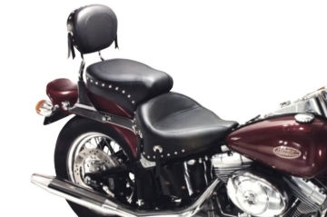 Picture of Mustang 84-06 Harley Standard Rear Tire Wide Touring 1PC Seat w/Studs- Black