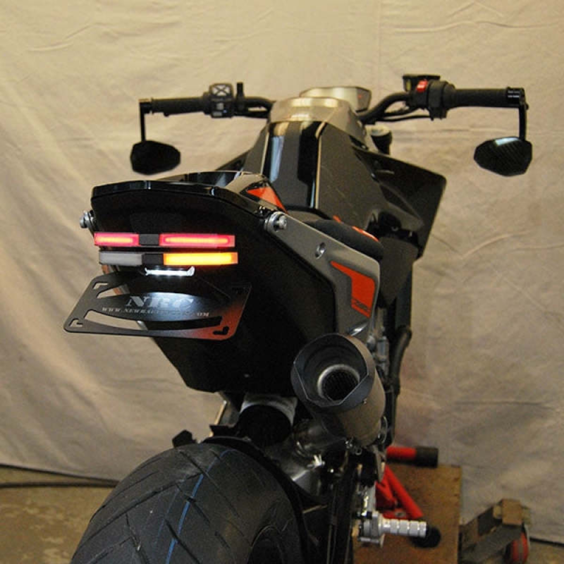 Picture of New Rage Cycles NEW Fender Eliminator Lights Corner - 890-FE-S-L