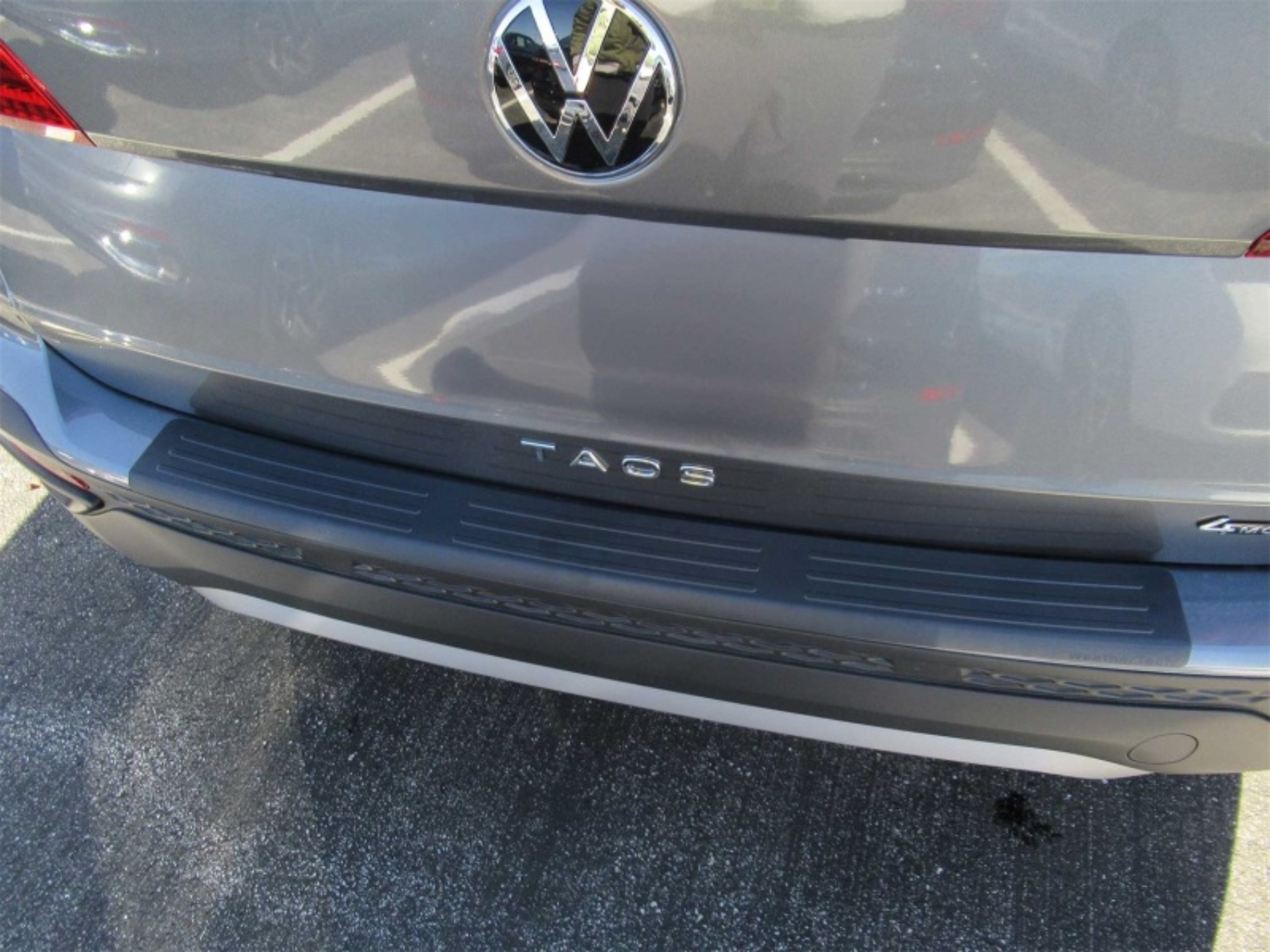 Picture of WeatherTech 22-24 Volkswagen Taos BumperTopper - Black
