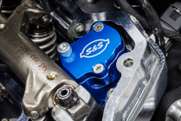 Picture of S&S Cycle M8 Models Billet Head Breather Kit