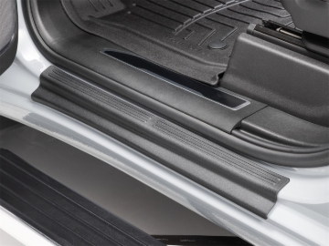 Picture of WeatherTech 19-24 GM Silverado/Sierra 1500 CC SillProtector 4pc Set - Black