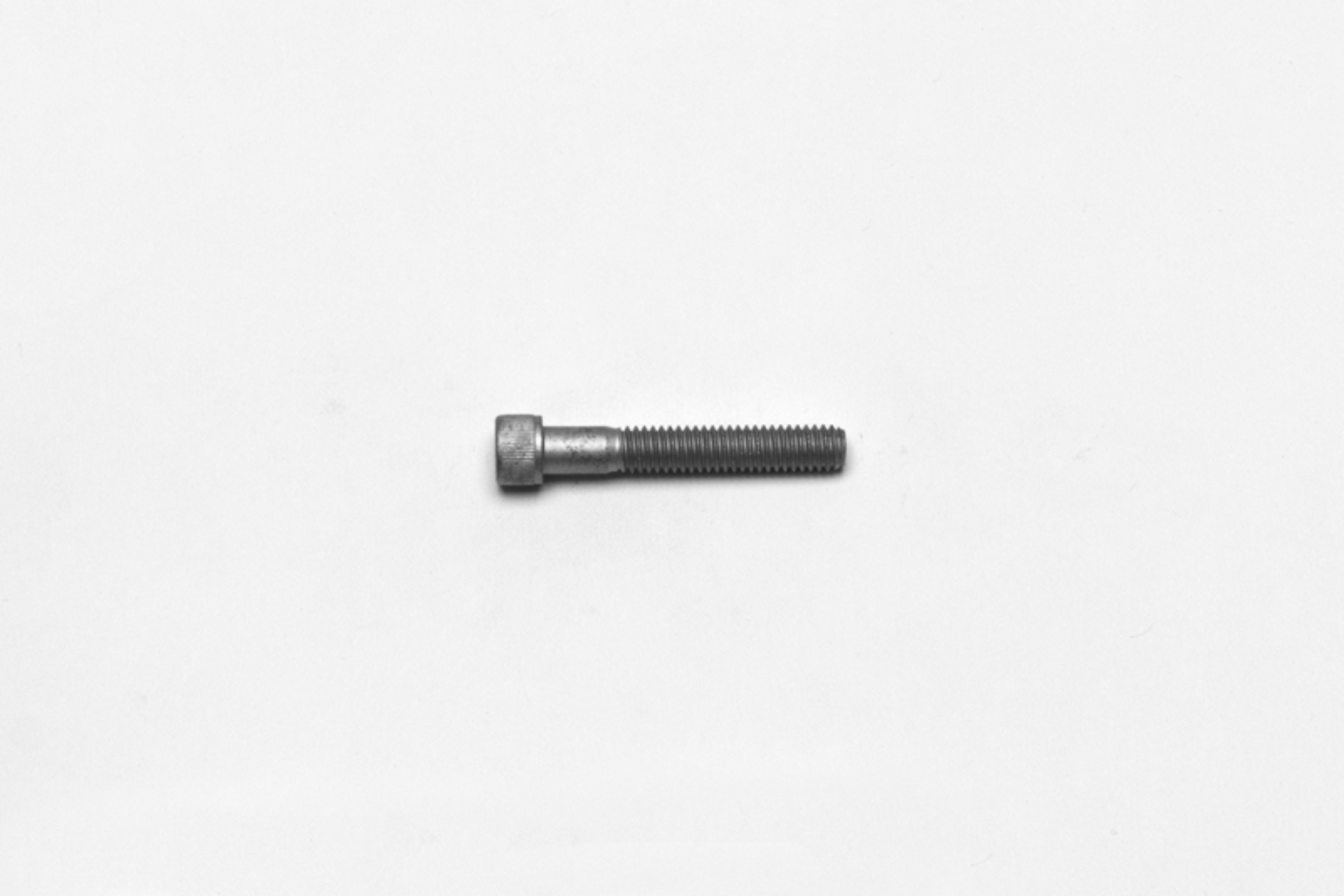 Picture of Wilwood bolt 5/16-18X2.00 LG shcs alloy WES072 CL1 silver asme B18.3