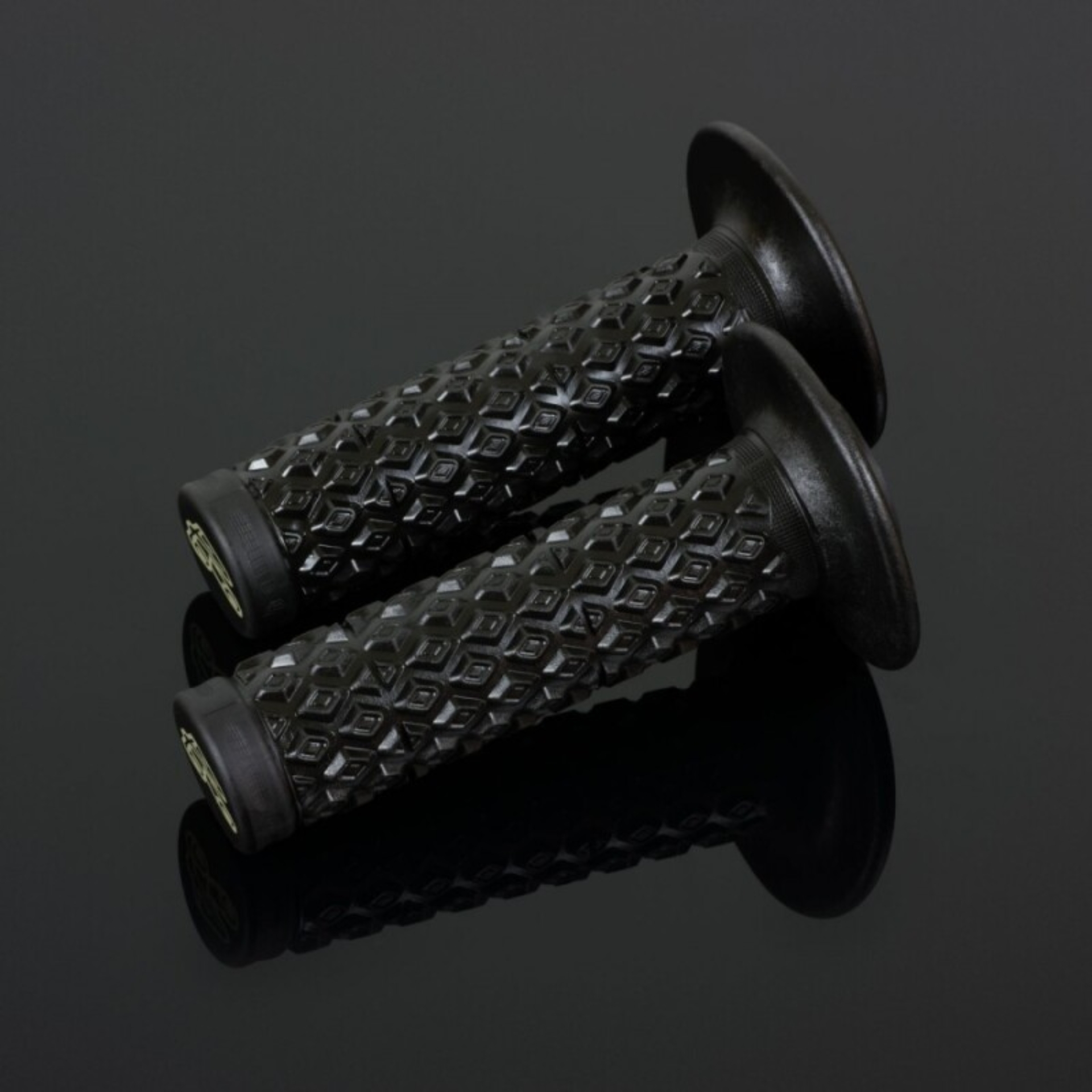 Picture of Renthal MX R-Works Ultra-Tacky (Comfort) Glue-On Grips