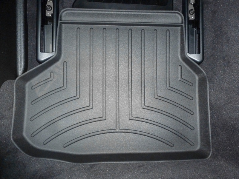 Picture of WeatherTech WT FloorLiner-Rear-Blk Floor Mats - 442424