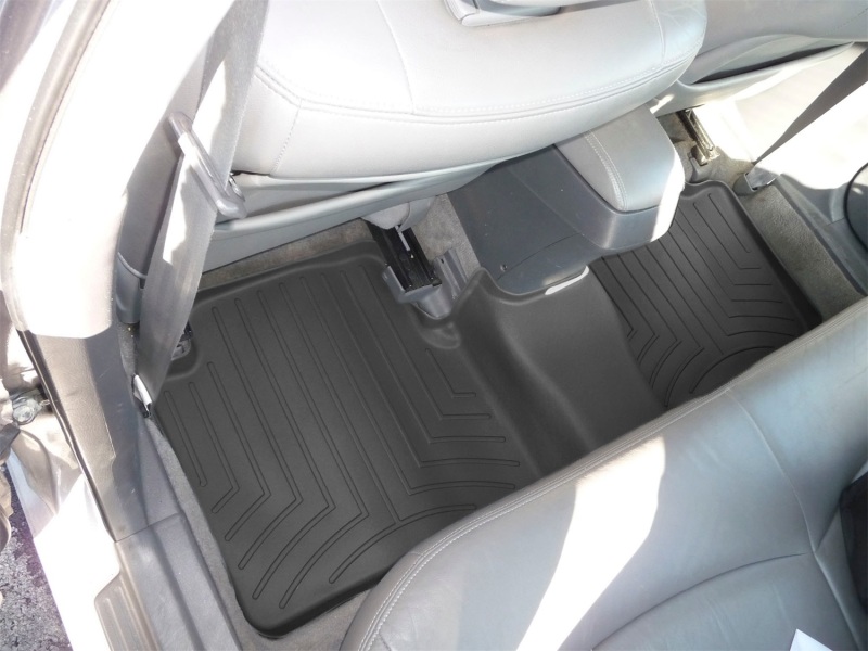 Picture of WeatherTech WT FloorLiner-Rear-Blk Floor Mats - 442832