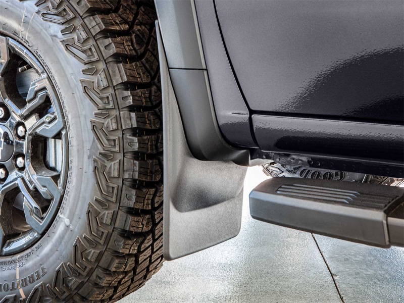 Picture of WeatherTech WT No Drill Mudflaps - 110152