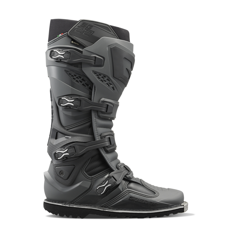 Picture of Gaerne GAR SG22 Enduro Boot Motorcycle Boots - 2263-017-8